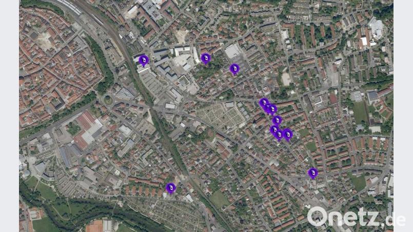 Die Grafik zeigt, wo im Dreifaltigkeitsviertel Autos verkratzt worden sind. Bild: TPolizei
