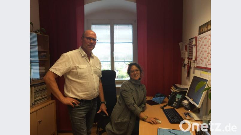 Mit Vorfreude blicken SMS-Leiter Steffen Weber und die neue Stellvertreterin Lisa Milyukova auf das prall gefüllte Schuljahresprogramm. Bild: aks
