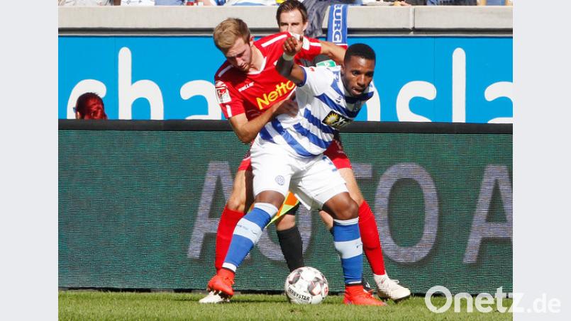 Duisburgs Bester, Joseph-Claude Gyau (rechts) schießt den Anschlusstreffer zum zwischenzeitlichen 1:2. Bild: dpa