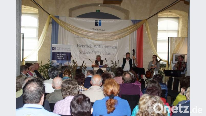 In der Gewölbehalle des CeBB las Andreas Ebnet aus seinem neuen Buch. Bild: mmj