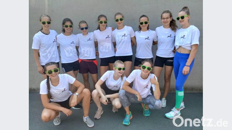 Die erfolgreichen Leichtathletinnen aus dem Max-Reger-Gymnasium. Bild: exb