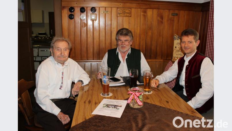 Beim Schirmherrenbitten: im Bild von von links Franz Wittmann, Pepp Deiminger und Jürgen Lößl. Bild: pko