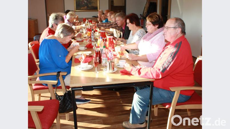 Zahlreiche Teilnehmer interessierten sich für den Pflegevortrag. Bild: lk