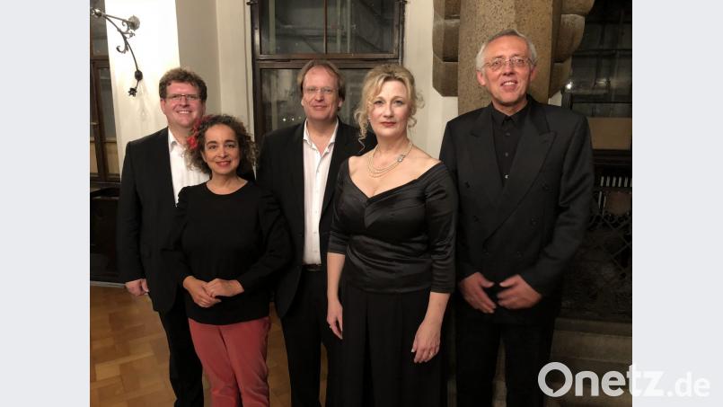 Beim Vorstandskonzert der Internationalen Max-Reger-Gesellschaft musizieren und referieren (von links): Alexander Becker, Yaara Tal, Rudolf Meister, Frauke May und Hanns-Friedrich Kaiser. Bild: dok
