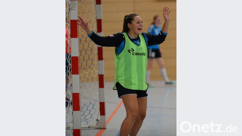 Auf die HSG-Torfrauen Anett Grohnert (im Bild) und Lisa Pröls wird es im Derby ankommen, wenn der HV Oberviechtach in die Knie gezwungen werden soll. Bild: ham