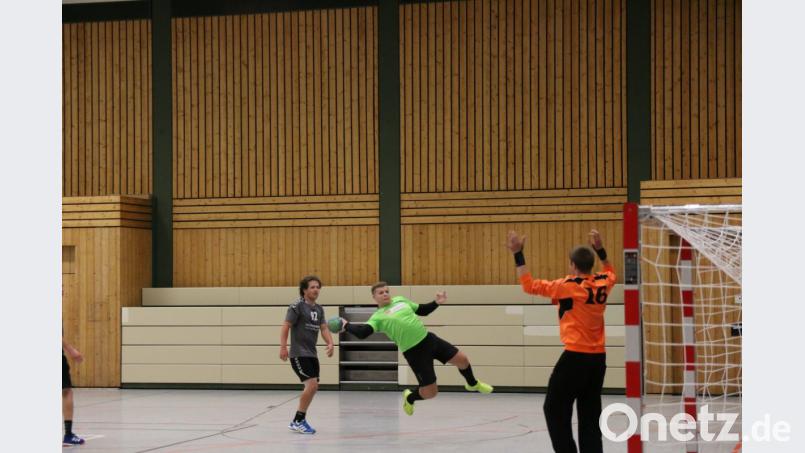 Daniel Wegmann beim Wurfversuch. Bild: sne