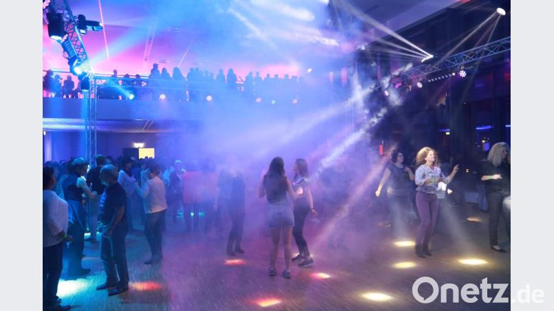 Disco mit DJ Fleischi in der Stadthalle Erbendorf. Bild: njn