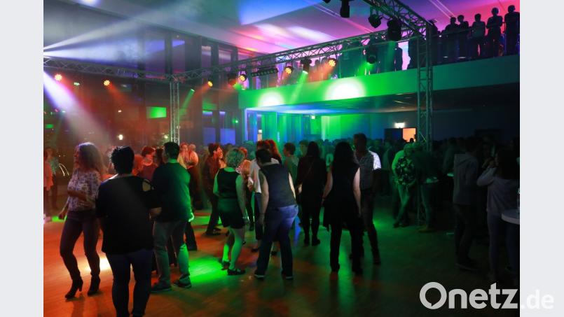Disco mit DJ Fleischi in der Stadthalle Erbendorf Bild: njn