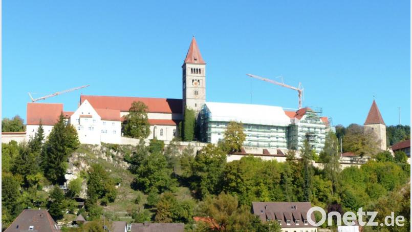 Der Umbau der Kastler Klosterburg zur Bayerischen Polizeifachhochschule geht mit Hochdruck voran. Bild: jp