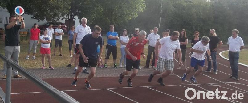 Bei der Interessengemeinschaft Sportabzeichen geht die Saison in den Endspurt. Bislang haben 80 Teilnehmer die benötigten Leistungen erbracht, 10 mehr als im Vorjahr. Bild: exb
