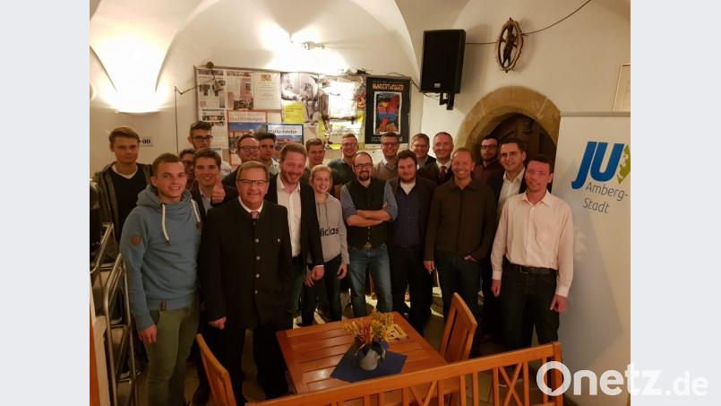 Die Junge Union ist stolz auf das, was sie in Amberg geleistet hat und blickt positiv in die Zukunft. Bild: tne