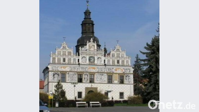 Das Rathaus von Stribro ist hart umkämpft. Zwei Kandidaten haben Chancen auf den Bürgermeisterposten. Bild: exb