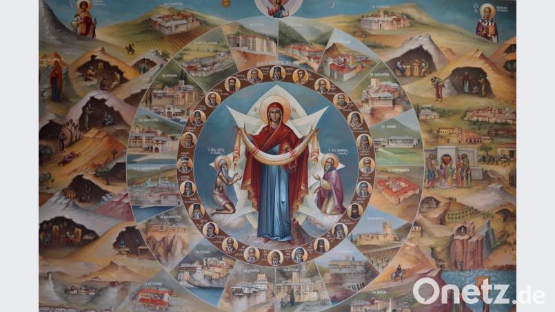 Fotografie eines Gemädles der Halbinsel Athos mit den Klöstern. Bild: Franz Mädler