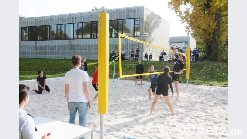 Im Anschluss an die Eröffnung steigt gleich das erste Tunier. Bild: Gabi Schönberger