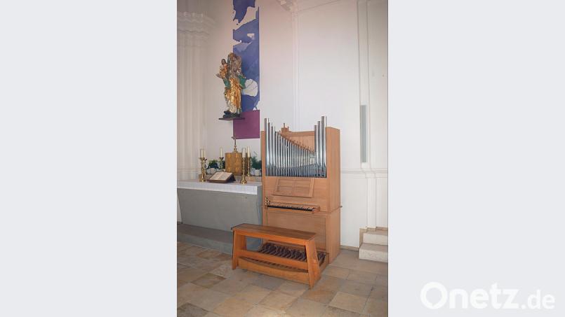 &quot;Die Musik spielt&quot; in den nächsten Wochen nicht auf der Empore, sondern vor dem linken Seitenaltar in der Pfarrkirche. Bild: fjo