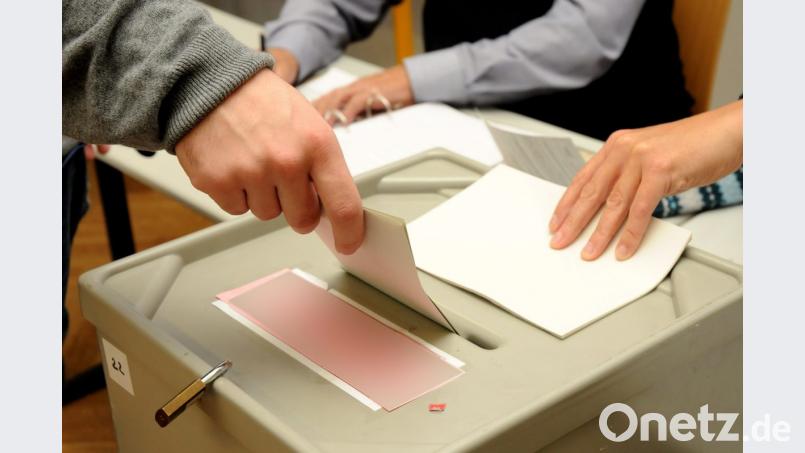 Kommenden Sonntag herrscht wieder reger Betrieb an den Wahlurnen, allerdings entscheiden sich weniger Wähler als noch zur Landtagswahl in 2013 für den Gang in das Wahllokal. Bild: Petra Hartl