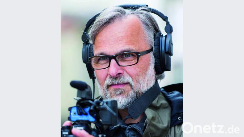 Filmemacher und Autor Alexander Schiebel dokumentiert den Kampf der Gemeinde in Südtirol gegen Pestizide. Bild: Alexander Schiebel privat