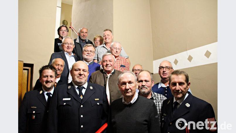 Mitglieder mit Vorstand und Kommandant Bild: jma