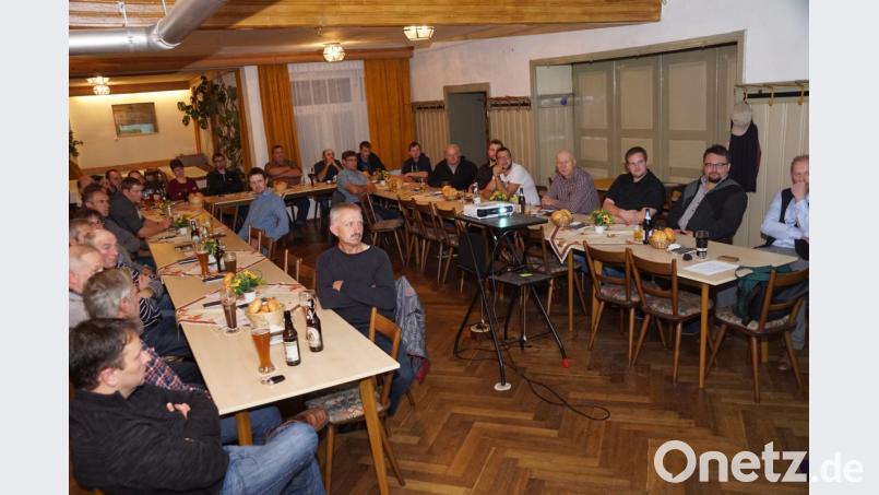 Die Winterversammlung 2018 steht bereits im Herbst auf dem Programm. Ein langer Abend für die Mitglieder. Bild: bkr