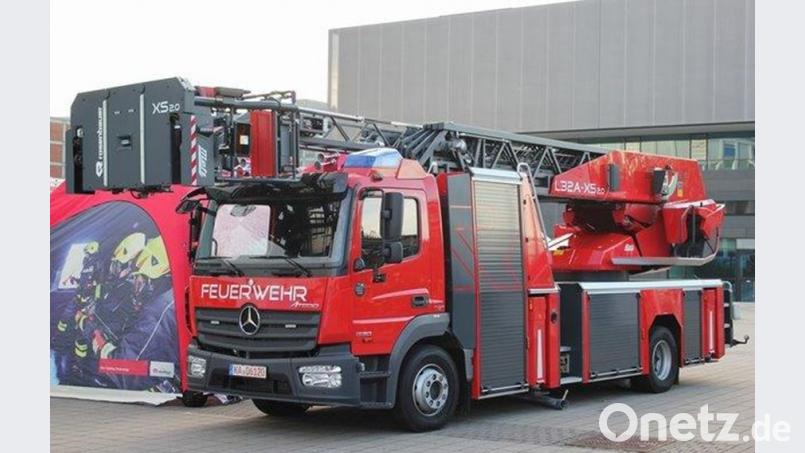 Die neue Drehleiter der Stützpunktwehr wird genauso wie dieses Rosenbauer-Modell gebaut und voraussichtlich bis Anfang Dezember geliefert. Bild: dob