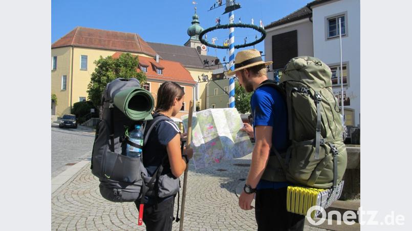 Wanderer sind gut beraten, wenn sie bei der Burgen-Tour auch eine gute Karte dabei haben. Bild: bl