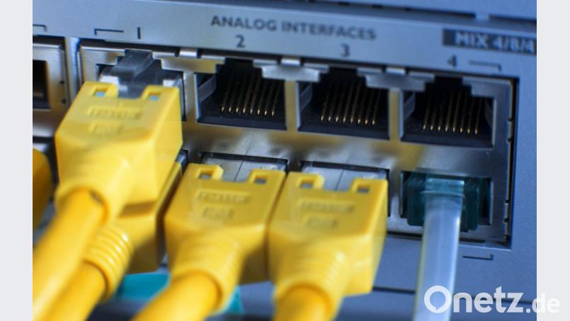 Zwölf Millionen Euro würde es kosten, den Breitband-Masterplan Kohlberg sofort umzusetzen. &quot;Einfach unbezahlbar&quot;, meinen die markträte. Bild: Jens Büttner/dpa