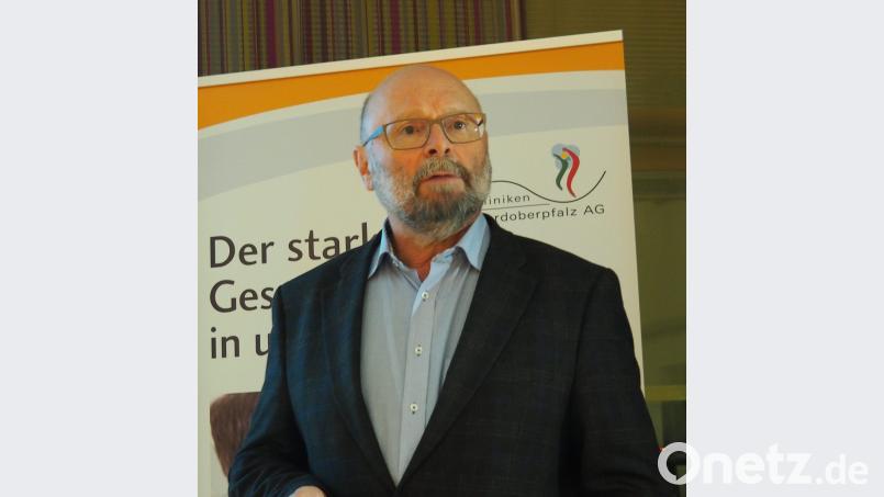 Professor Anton Scharl hinterfragt viele Mythen in der Medizin Bild: Bühner