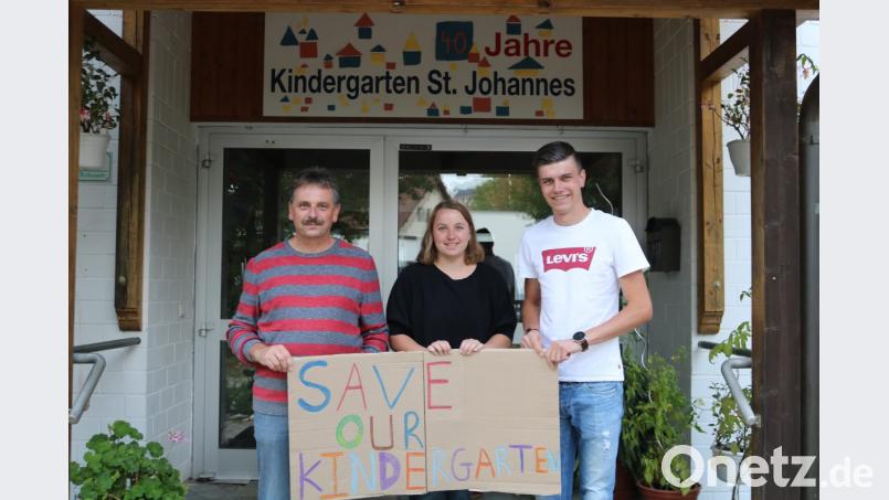 Die Initiatoren (von links) Hermann Mertel, Simone Steger und Jürgen Leißner bezweifeln, dass der Bürgerentscheid über den Kindergarten St. Johannes die Zusammenarbeit mit Königstein zu Fall bringen könnte. Bild: exb