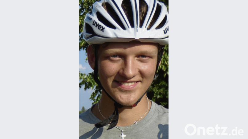 Der Wunsiedeler Simon Hüttel ist Deutscher Juniorenmeister der Nordischen Kombinierer. Bild: exb