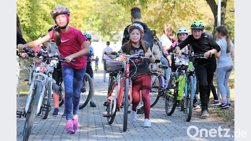 Die Schüler der fünften bis achten Jahrgangsstufe sportelten für den guten Zweck. Bild: lkn
