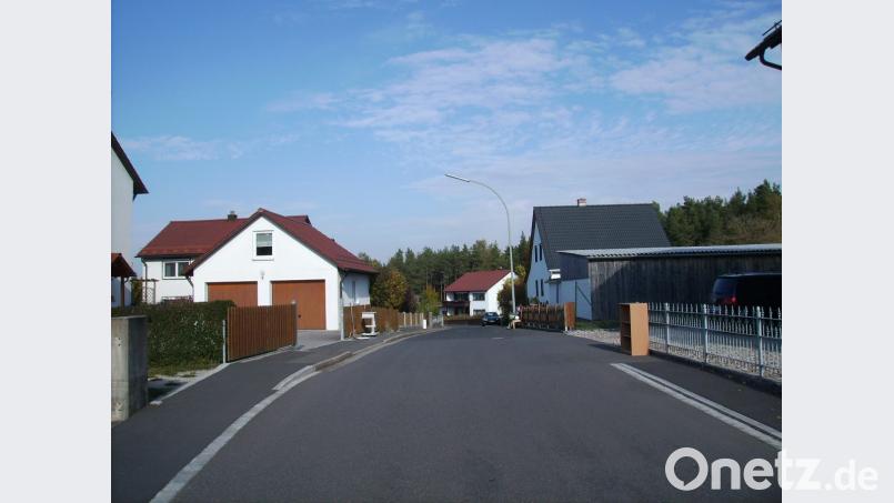 50 Jahre alt ist die westliche Paul-Leistritz-Straße - nun musste der Gemeinderat noch einen damaligen Formfehler bei der Bauplanung "heilen". Bild: bjp Bild: bjp