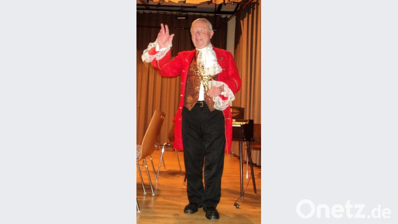 Josef Süß führte in gewohnter und bewährter Manier durch den Abend. Bild: ksi