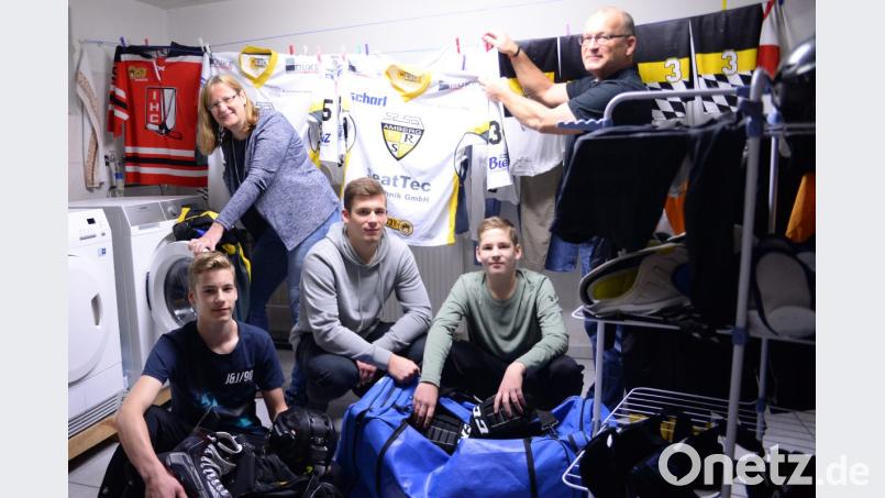 Ein Keller voller Ausrüstung. Im Waschraum der Famlie Troglauer geht es oft eng zu, wenn Mama Gitte für die Jungs und den Papa die Ausrüstung wäscht. Bild: brü