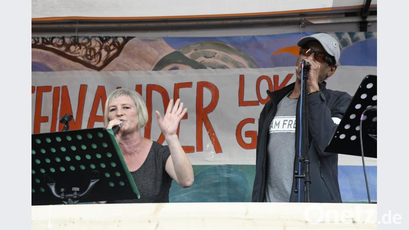 "Wir wollten positive Gefühle ausstrahlen. Wir sind nicht die verteufelten Gutmenschen. Wir sind einfach nur gute Menschen." Tanja Dandorfer Bild: Petra Hartl