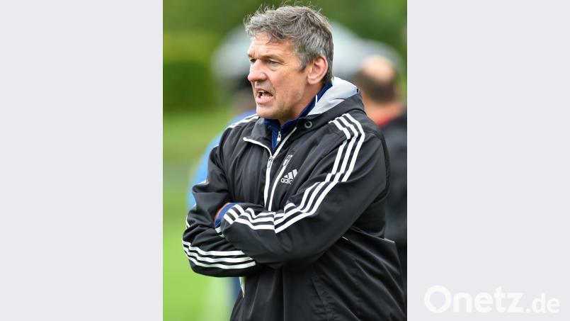 Haidenaabs Trainer Klaus Schinner steht mit seiner Truppe vor einer Pflichtaufgabe. Bild: Alfred Schwarzmeier