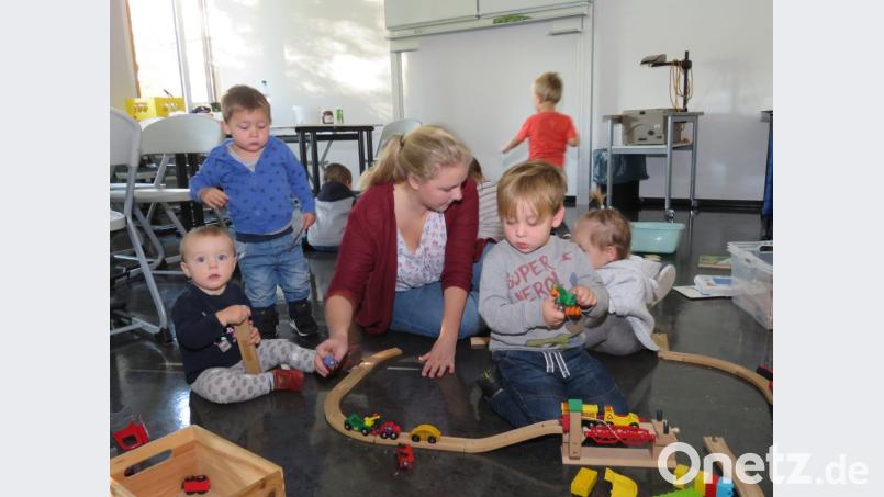 Wer wollte, konnte auch seine Kinder mitbringen, die in der Kinderbetreuung bestens aufgehoben waren. Bild: ubb