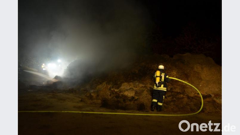 Die Feuerwehrkräfte der Stützpunktwehr waren beim Brand in der Straßenmeisterei im Einsatz. Bild: dob