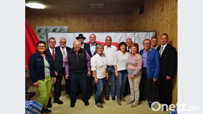 Die weiteren Geehrten des SC Eschenbach Bild: msh