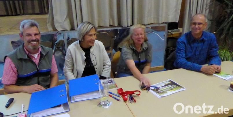 Die Referenten des Abends: (von links) Andreas Hermer, Helga Verron, Katja Deckert und Helmut Schlumprecht. Bild: fsb