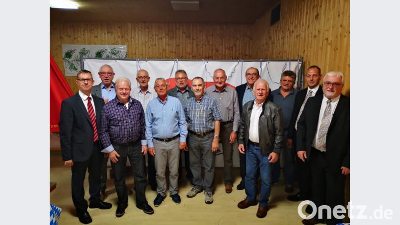 Die weiteren Geehrten des SC Eschenbach Bild: msh