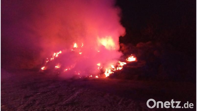 Das Feuer in der Straßenmeisterei Vohenstrauß konnte schnell unter Kontrolle gebracht werden. Bild: dob