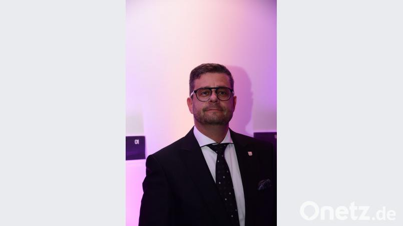 Businesscoach Holger Schwandner klärt über die Knigge unter heutigen Betrachtungsweisen auf. Bild: bey