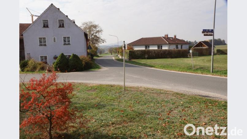 Hier an dieser Einmündung an der Ortsdurchfahrt hat sich der Zwischenfall ereignet. Bild: bkr