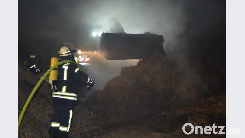 Das Feuer in der Straßenmeisterei Vohenstrauß konnte schnell unter Kontrolle gebracht werden. Bild: dob