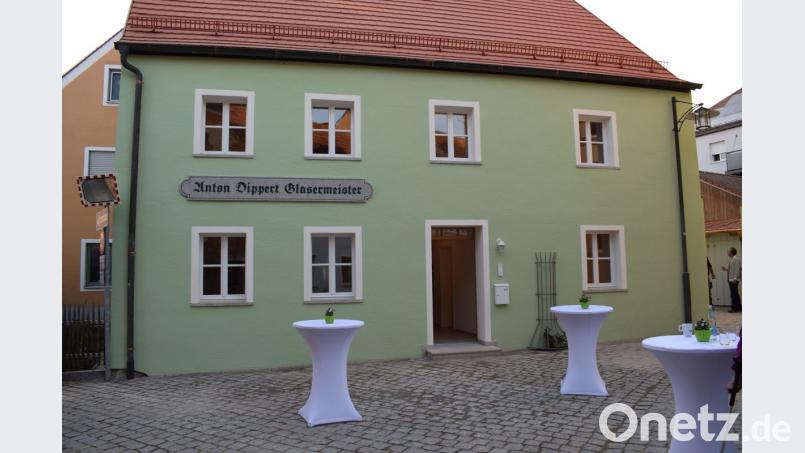 Die Renovierung des &quot;Dippert Hauses&quot; in der Pfreimder Altstadt ist hervorragendes Beispiel für gelungene Privatinitiative. Das Stadtbild wird dadurch erheblich bereichert. Bild: bnr