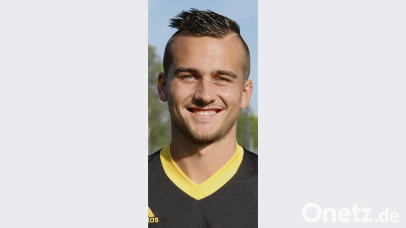 Tirschenreuths Daniel Lauterbach traf gegen Regnitzlosau zum 2:2. Bild: gb