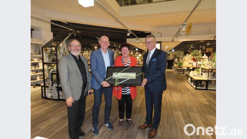 Seniorchef Hans Kulzer, Sohn und Geschäftsführer Jörg Kulzer und Seniorchefin Lieselotte Kulzer Bild: ubb