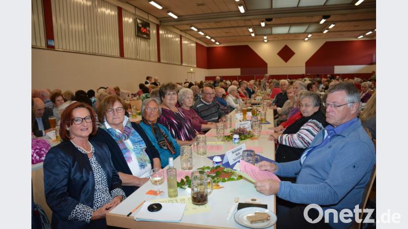 Der Seniorenkreis aus Stulln kam mit 40 Mitgliedern zur Veranstaltung. Gemeinsame Unternehmungen und Aktivitäten werden in der rüstigen, humorvollen Gruppe groß geschrieben. Bild: Freya Stöckl