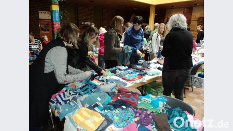 Eine riesige Auswahl gab es an den Tischen. Bild: ksi