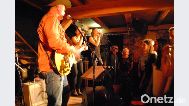 Super Stimmung im Schafferhof. Bild: gge